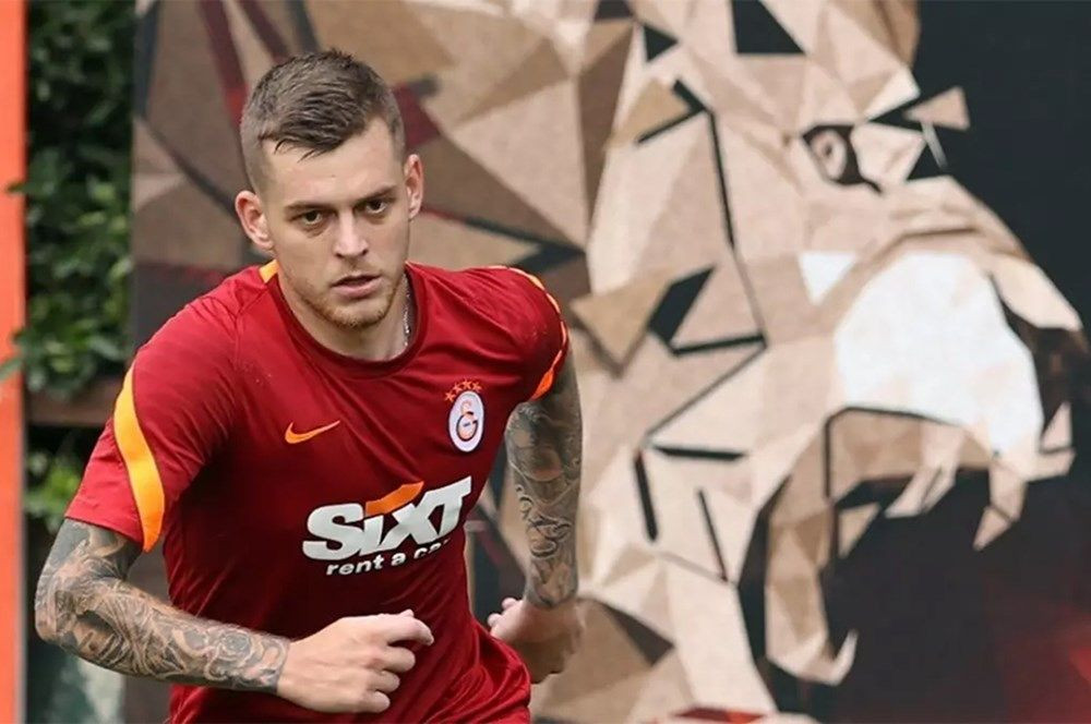 Okan Buruk daha fazla dayanamadı ve gönderilmesini istedi! Fatih Terim'in gözdesi olarak transfer edilen yıldız oyuncu Galatasaray'a veda ediyor - Sayfa 5