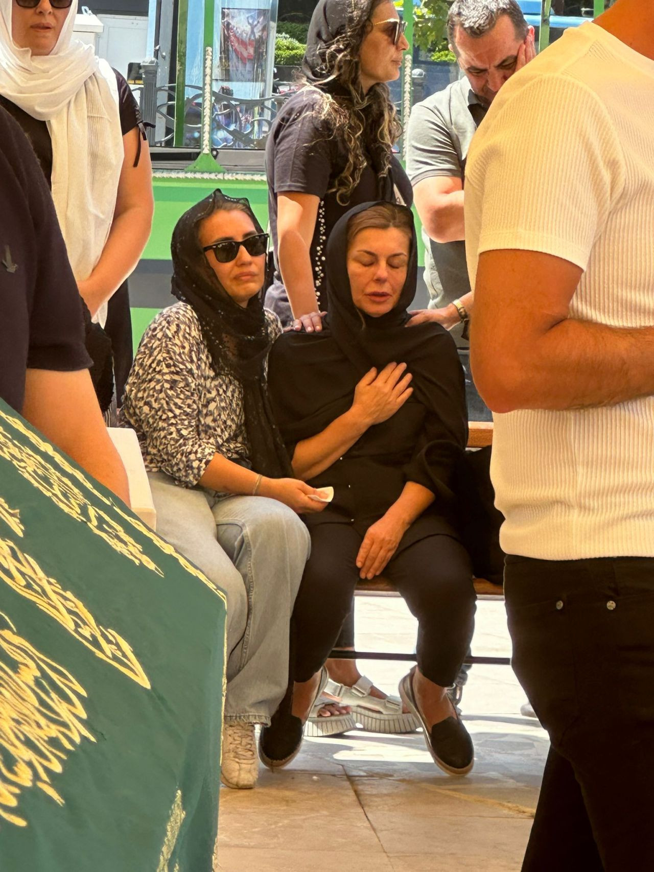 Mustafa Nihat Yükselir'e son veda... Göz yaşları ve dualarla uğurlandı - Sayfa 5