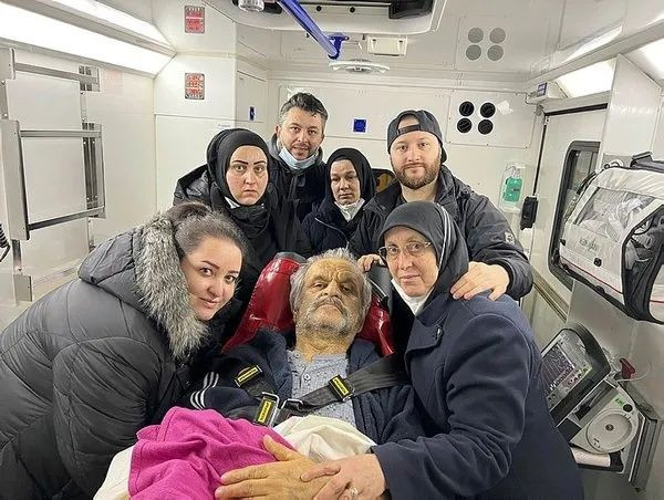 Hiçbir vatandaşını zorda bırakmadı... Türkiye'nin hafızalara kazınan ambulans uçak operasyonları! - Sayfa 10