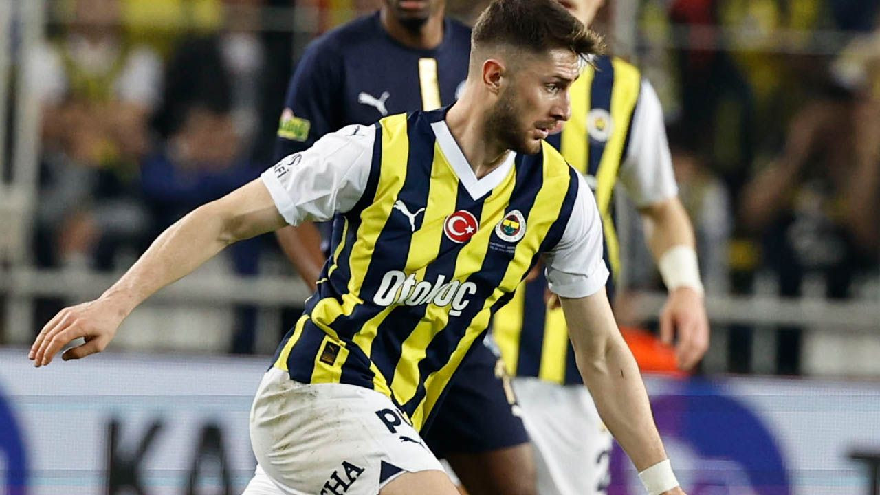 Fenerbahçe'nin Çaykur Rizespor maçı ilk 11'i belli oldu! Jose Mourinho Fred için beklenen kararı verdi: Taraftarların gözü bu haberde - Sayfa 8