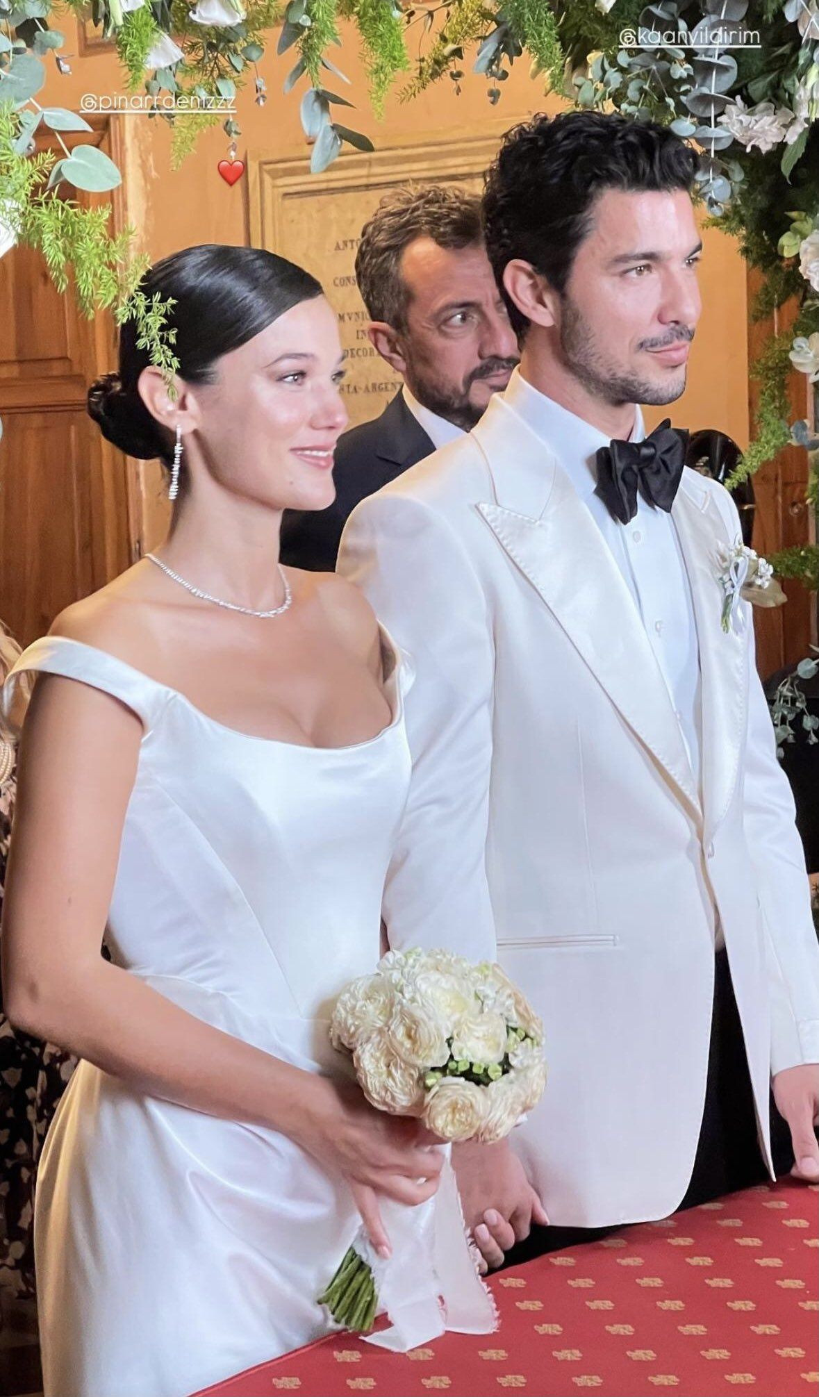 Ünlü çiftin düğün şıklığının bedeli… Pınar Deniz ile Kaan Yıldırım'ın gelinlik ve damatlığının fiyatı ortaya çıktı! - Sayfa 5
