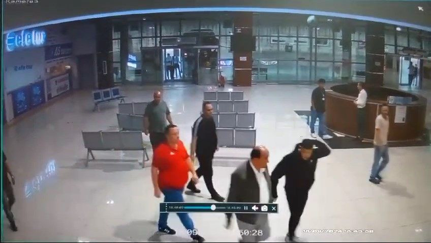 İYİ Partili belediye başkanı ve oğlu terminalde husumetlileriyle kavga etti; o anlar kamerada - Sayfa 7