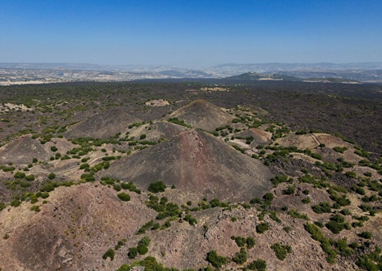 Manisa'nın Kula ilçesinde yanardağ püskürme riski keşfedildi; farklı derinliklerinde 8 magma odası var - Sayfa 5