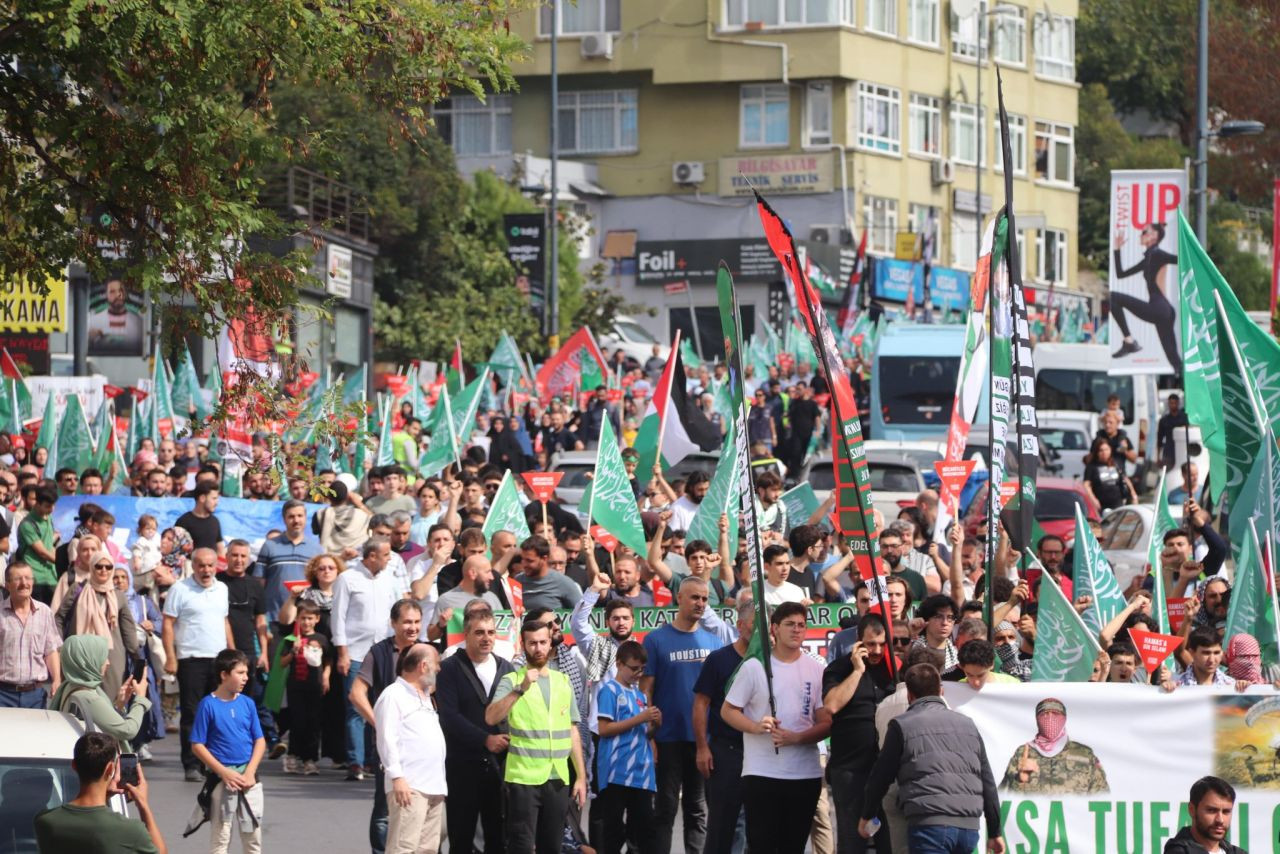 Binlerce kişi İsrail'i protesto etmek için Üsküdar'da toplandı! Şehit çocuklar için gökyüzüne balonlar bırakıldı... - Sayfa 8