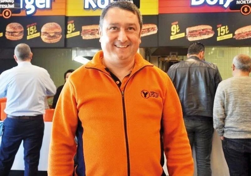 Köfteci Yusuf'un sahibi Yusuf Akkaş sessizliğini bozdu! Dikkat çeken ilk açıklama: Ben bir garip kuşum! - Sayfa 3