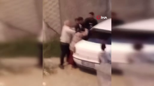 Elazığ'da sokak ortasında şiddet! Bir köşede kadınlar diğer köşede erkekler kavga etti - Sayfa 10