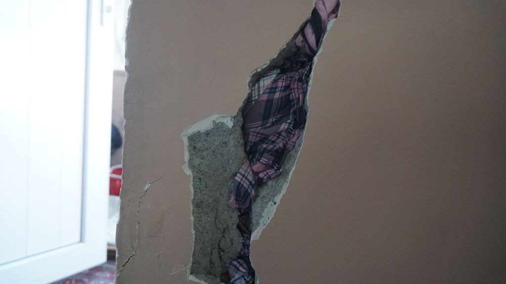 Korkunç görüntü! Son depremde oluştu! Çatlakları bez parçaları ile kapatıyor! - Sayfa 7