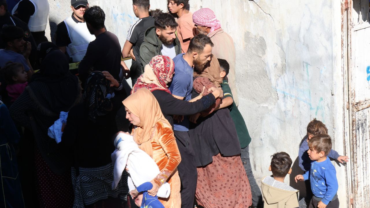 Adana'da elektrikli soba dehşeti: Suriyeli ailenin evinde çıkan yangında biri kundakta üç çocuk feci şekilde can verdi - Sayfa 6