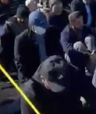 Vatansız FETÖ elebaşı Gülen'e ABD'de cenaze töreni! Dikkat çeken kareler... Örgüt mensupları arasında yüz gizleme yarışı... - Sayfa 8