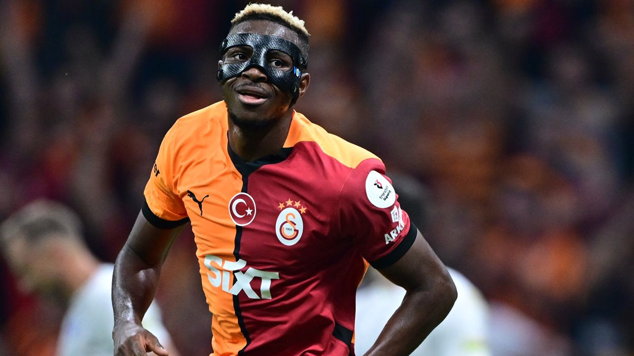 Derbi sonrası canlı yayında geceye damga vuran sözler: "Bu Victor Osimhen'i geri gönderin! Kim alıyorsa alsın, bela oldu Süper Lig'in başına" - Sayfa 5