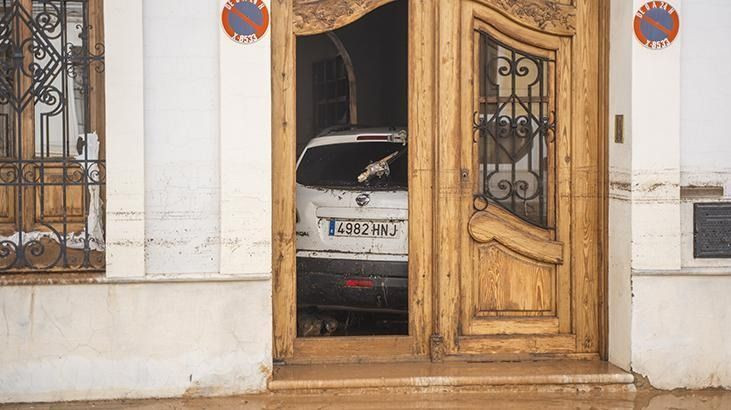 İspanya'da sel felaketi! Ölü sayısı artıyor... Korkunç görüntüler geldi! - Sayfa 8