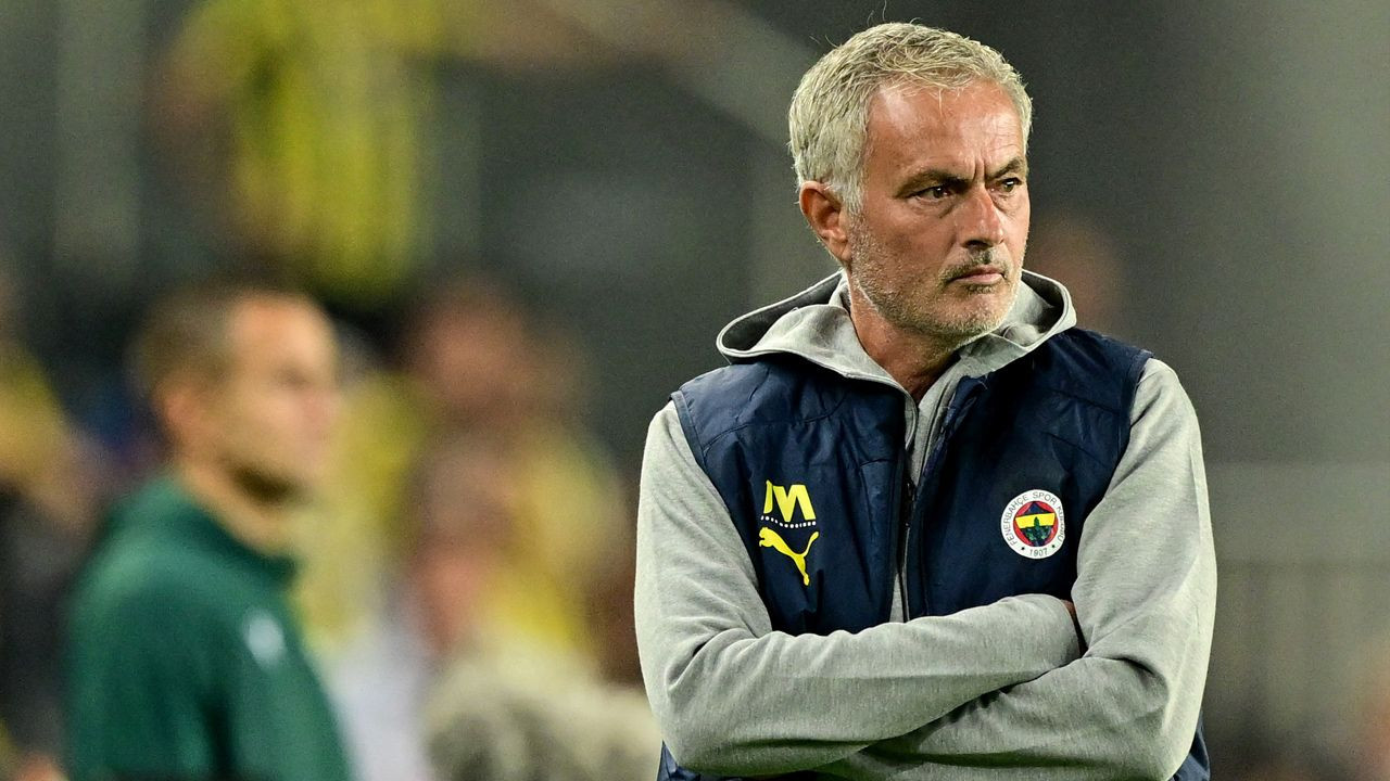 İngilizler duyurdu: Jose Mourinho Fenerbahçe'den ayrılıyor! Premier Lig'e geri dönüyor: İşte yeni takımı - Sayfa 6