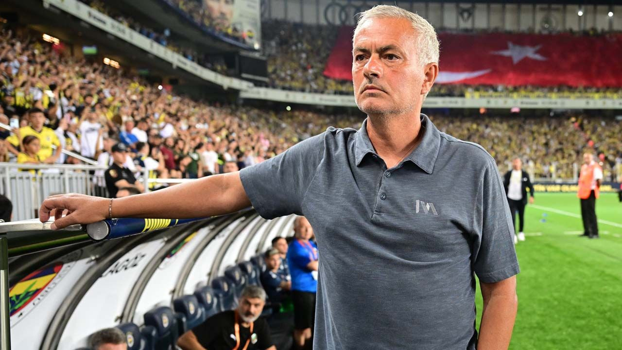 İngilizler duyurdu: Jose Mourinho Fenerbahçe'den ayrılıyor! Premier Lig'e geri dönüyor: İşte yeni takımı - Sayfa 5