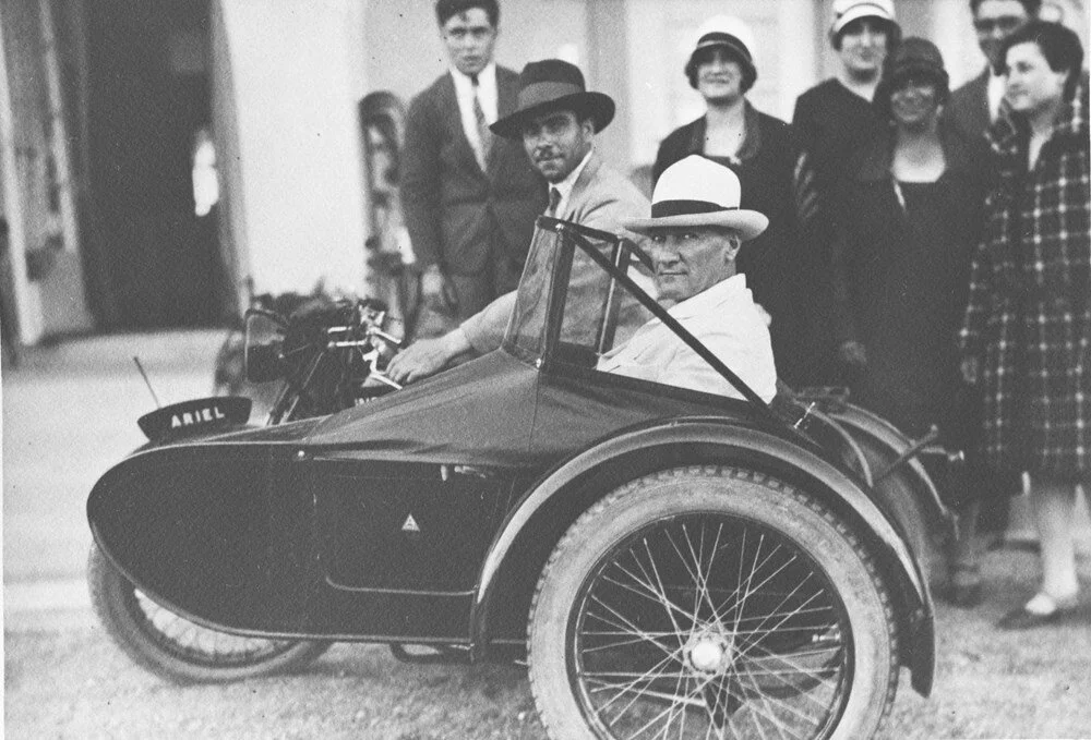 Saygı, özlem ve minnetle: Az bilinen fotoğraflarıyla ebediyete intikalinin 86. yılında Gazi Mustafa Kemal Atatürk... - Sayfa 22