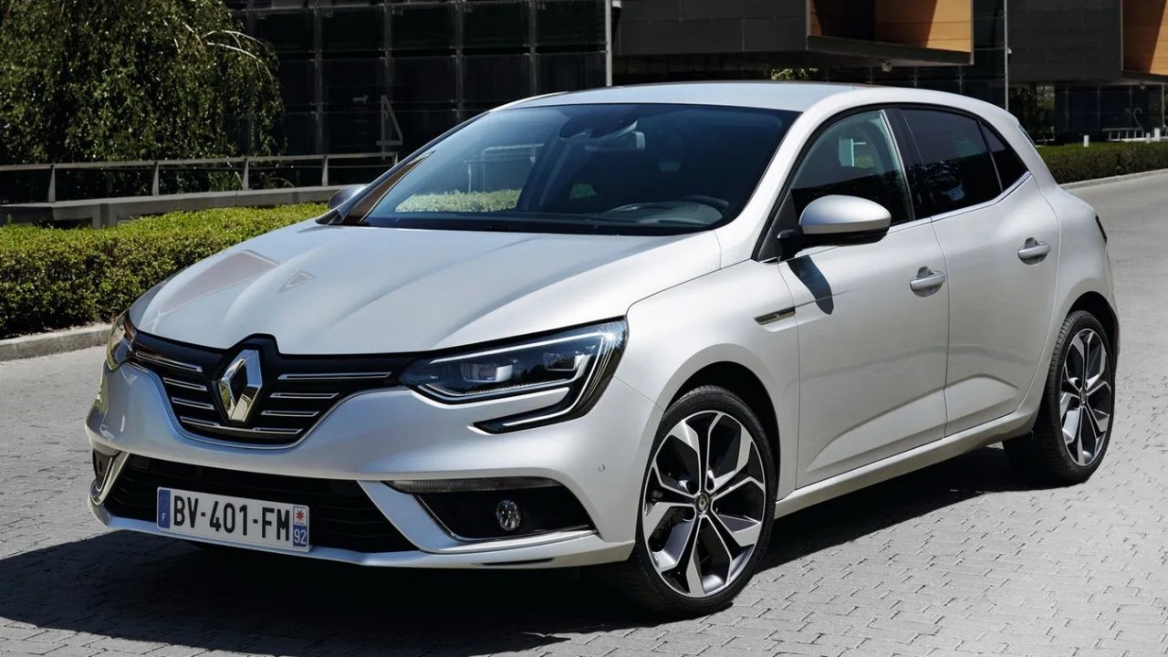 Otomobilde 0 faiz dönemi! Renault'da faiz yok, taksit var - Sayfa 6
