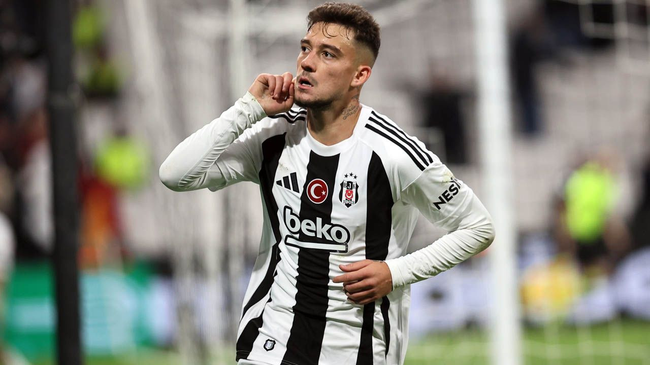 Beşiktaş'ın Başakşehir maçı ilk 11'i belli oldu! Giovanni van Bronckhorst Semih Kılıçsoy için kararını verdi: Yine aynı pozisyonda oynayacak - Sayfa 12