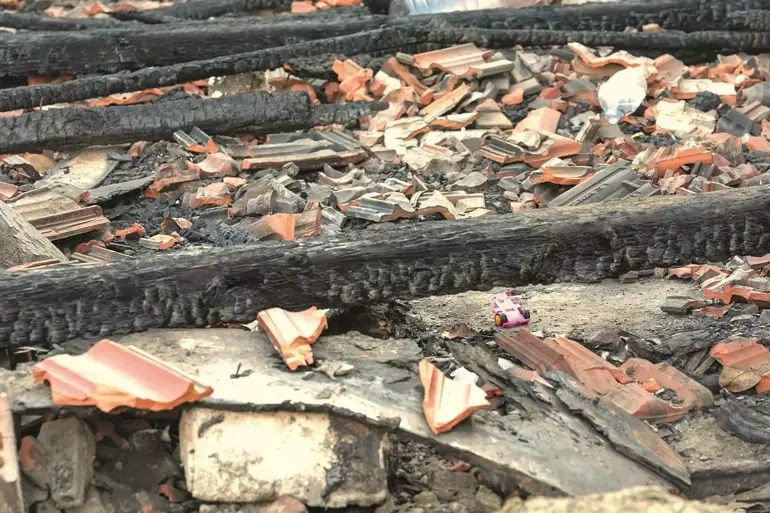 Türkiye İzmir'de yanarak can veren 5 kardeşe ağlıyor... Bakanlık yürek burkan detayı paylaştı! "Devlet himayesine almak istemiştik..." - Sayfa 12