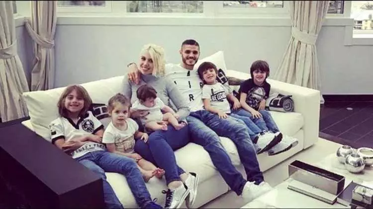 Mauro Icardi iflas bayrağına çekiyor: Wanda Nara'nın boşanmak için istedikleri adeta dudak uçuklattı! - Sayfa 14