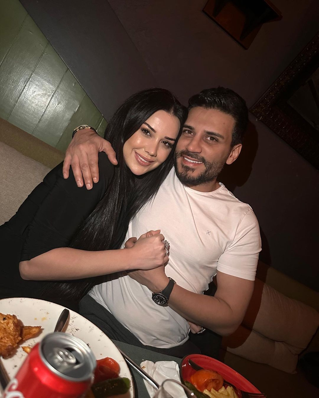 Dilan Polat’ın eşi Engin Polat’tan bomba itiraf! Dilan’ın o pozlarından rahatsız oldu: Kantarın topuzu kaçtı - Sayfa 16