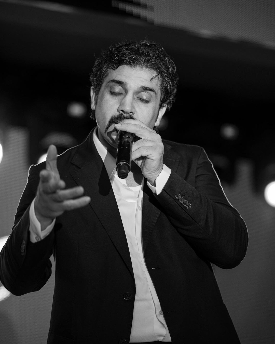 Ünlü şarkıcı Bayhan'ın acı günü! Babası hayatını kaybetti - Sayfa 5