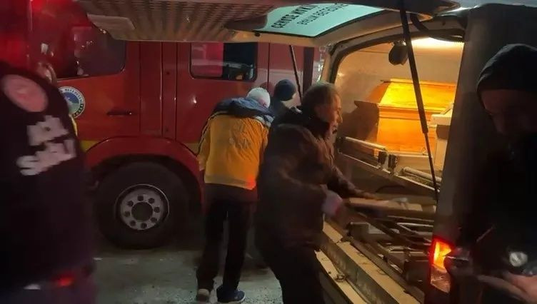 Bartın'da kahreden facia! Parti dönüşü yarış yapan gençler kamyonun altına girdi! - Sayfa 7