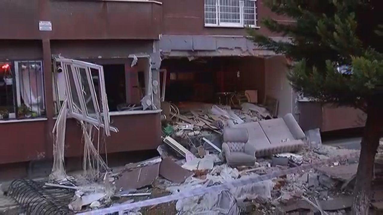 İstanbul'da 14 katlı binada patlama! 1 kişi öldü, 3 yaralı var... Patlama anı kamerada - Sayfa 7