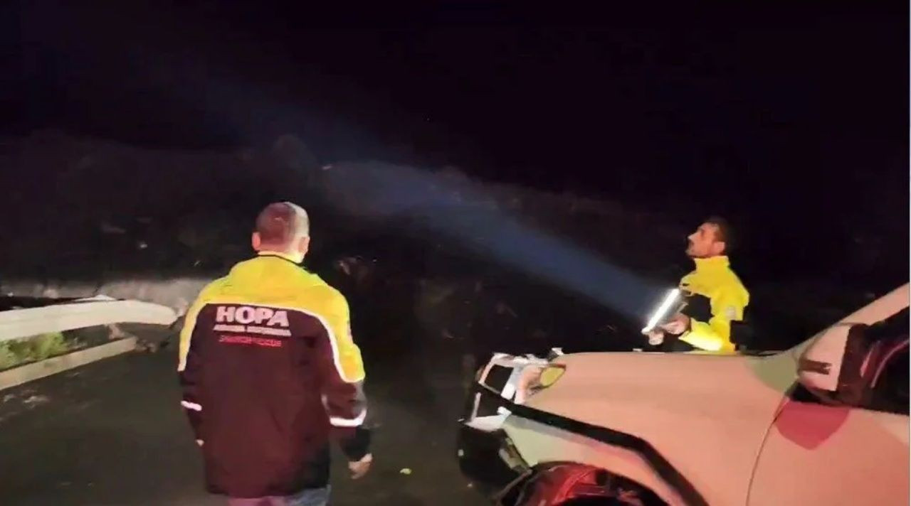 Karadeniz sahil yolu ulaşıma kapatıldı! Artvinde heyelan! Felaketin boyutu ortaya çıktı - Sayfa 6