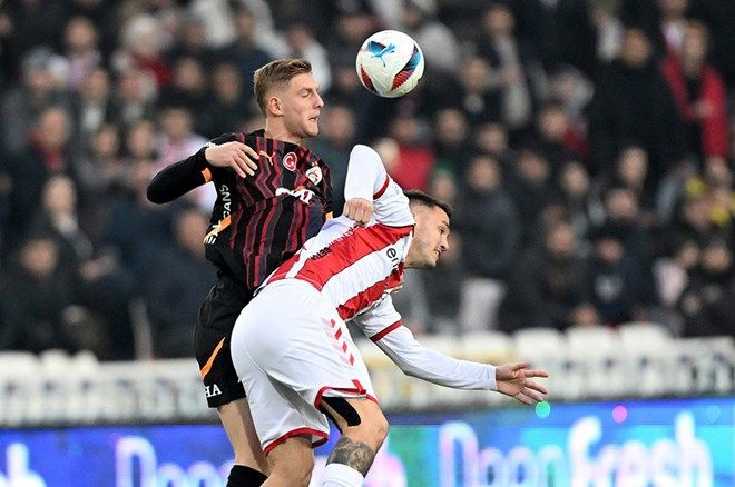 Rıdvan Dilmen de Barış Alper Yılmaz'ın sakatlığı sonrası hakeme patladı! - Sayfa 5