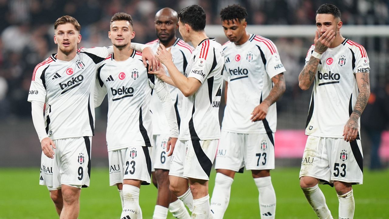 Beşiktaş'ın Bodo/Glimt maçı ilk 11'i belli oldu! Serdar Topraktepe rakibini Semih Kılıçsoy planıyla vuracak: İşte galibiyetin şifresi - Sayfa 1