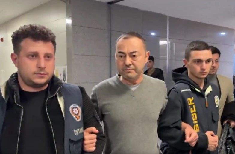 Serdar Ortaç canlı yayında gazeteci Kübra Par'a ateş püskürdü! - Sayfa 3