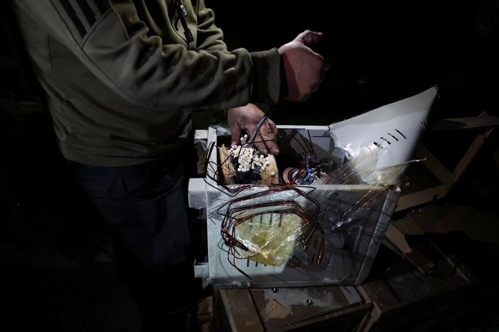 Muhalifler ortaya çıkardı: İşte Esad ailesinin Şam'daki uyuşturucu laboratuvarı! - Sayfa 10