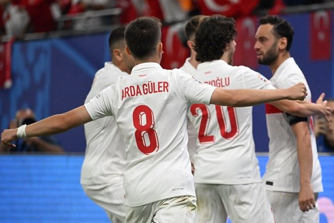 En pahalı Türk futbolcular listesi değişti: Zirvede flaş ortaklık! - Sayfa 8