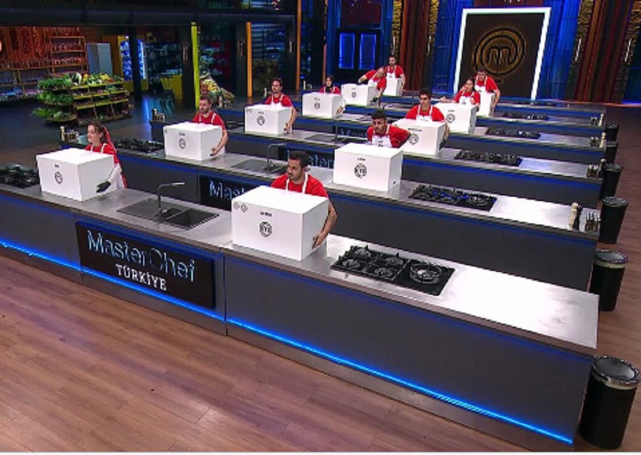 MasterChef Türkiye'de 3. ceket sahibine kavuştu! İşte MasterChef'te ilk 6'ya kalan 3. isim... - Sayfa 5