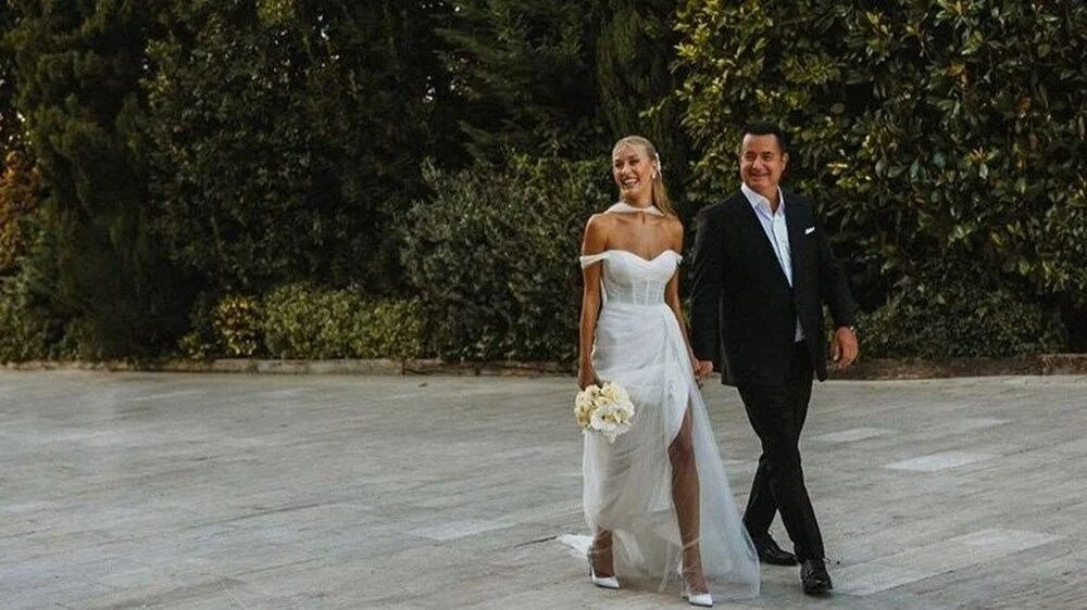 Bu yıl en çok onlar konuşuldu! 2024 yılına damga vuran magazin olayları - Sayfa 6