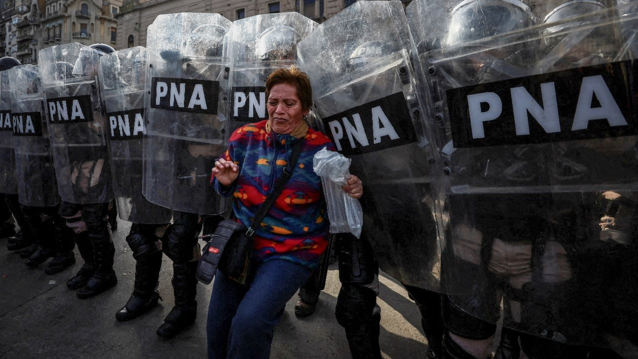 Savaş, kurgu, yaşam, sanat ve insanlık! İşte 2024 yılına damga vuran fotoğraflar... - Sayfa 19