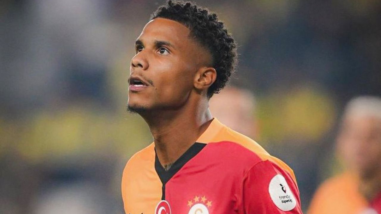 Galatasaray'ın Göztepe maçı ilk 11'i belli oldu! Okan Buruk tercihini Barış Alper Yılmaz'dan yana kullandı: Yıldız oyuncu maça yedek başlayacak - Sayfa 7