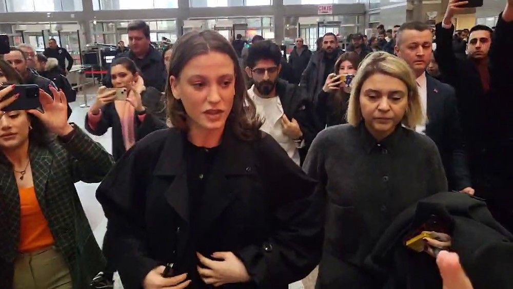 Dizi sektöründe tekelleşme soruşturması: Serenay Sarıkaya ifade vermek için adliyede - Sayfa 2