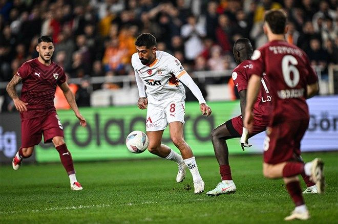 Rıdvan Dilmen bombayı patlattı! Gündemi sarsacak şampiyonluk iddiası: Rahat şampiyon olacağını düşünüyorum! - Sayfa 1