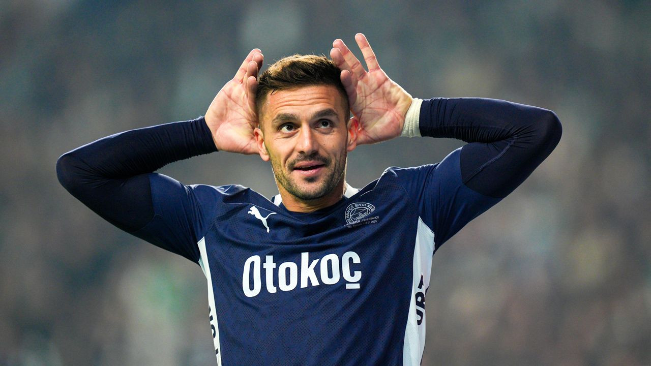 Fenerbahçe'nin Adana Demirspor maçı ilk 11'i belli oldu! Jose Mourinho yeni sistemden vazgeçmiyor: Gözler Youssef En-Nesyri'de - Sayfa 11