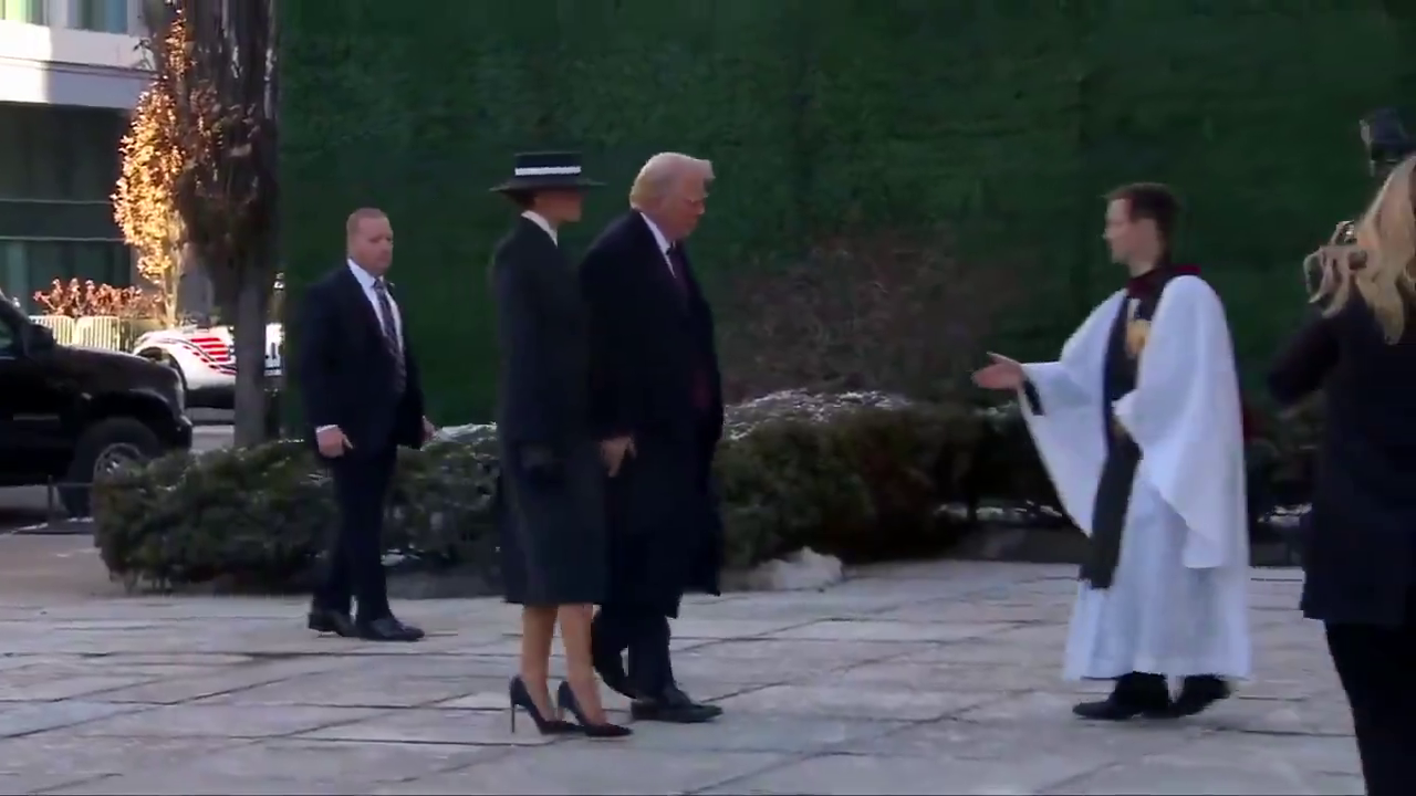 Törene damga vurdu: Melania Trump'ın şapkası gündem oldu! Her detayı özel seçilmiş... - Sayfa 6