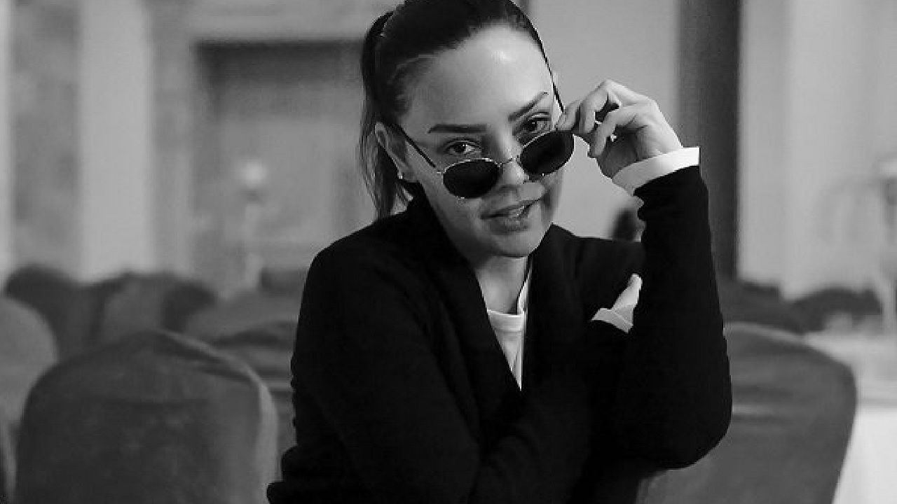 Konser kazançları ile gündeme oturmuştu! Ebru Gündeş'ten kızına milyonluk sürpriz! Alara 13 yaşında yalı sahibi oldu - Sayfa 4