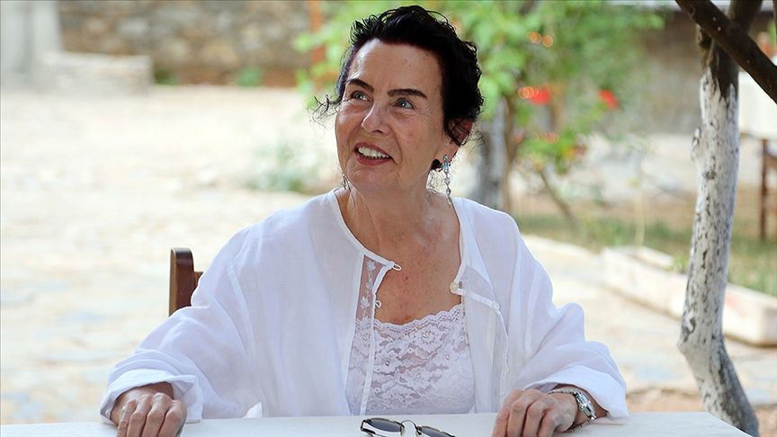 Türk sinemasının usta ismi Fatma Girik, ölüm yıl dönümünde mezarı başında dualarla anıldı - Sayfa 4