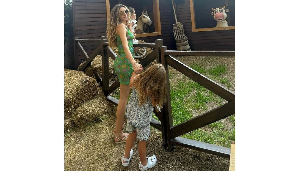 Sinem Kobal'dan dikkat çeken ilişki açıklaması: Kenan İmirzalıoğlu'nun romantikliğini övdü - Sayfa 1