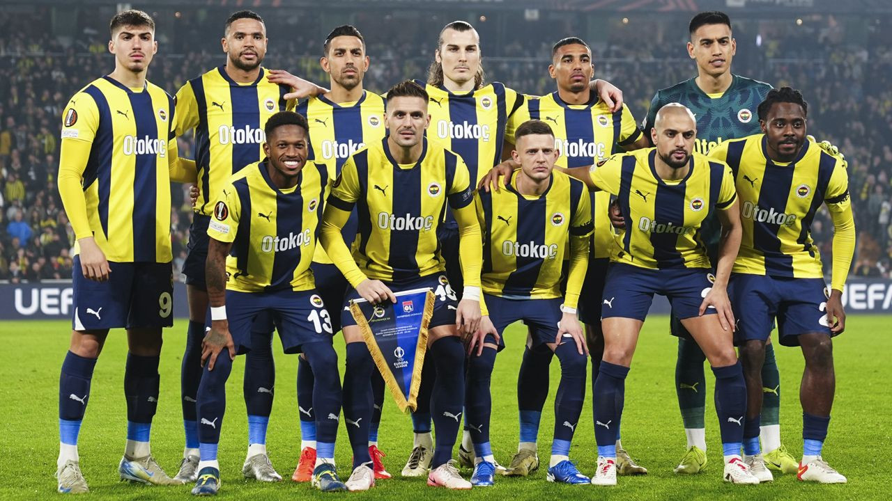 Fenerbahçe'nin Göztepe maçı ilk 11'i belli oldu! Jose Mourinho kritik maçta çift forvet için kararını verdi: Son tercih Edin Dzeko - Sayfa 1