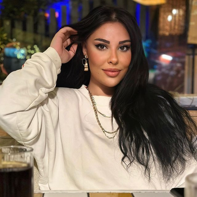 Ferdi Tayfur'un kızı Tuğçe Tayfur mağazasına kilit vurdu! - Sayfa 2