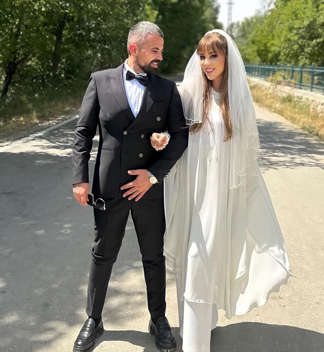 Ferdi Tayfur'un kızı Tuğçe Tayfur mağazasına kilit vurdu! - Sayfa 5