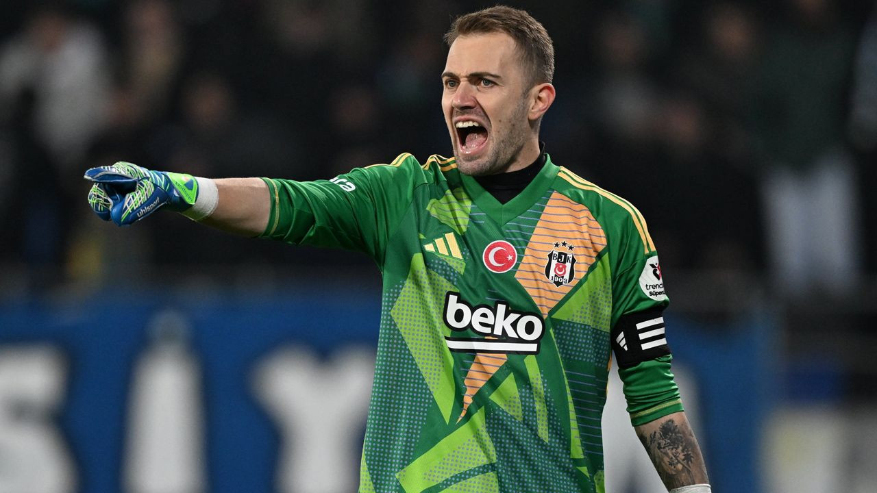 Beşiktaş'ın Twente maçı ilk 11'i belli oldu! Ole Gunnar Solskjaer imkansızı başarmak için kadrosunu belirledi: Kartal tur için sahaya çıkacak - Sayfa 3