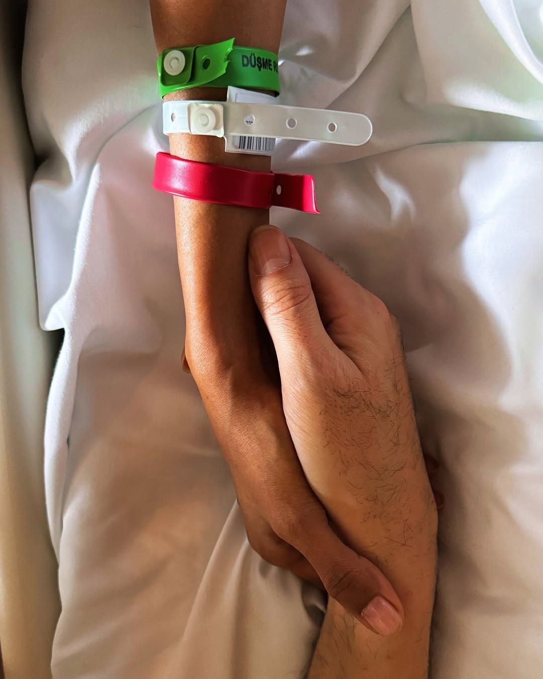 Soner Sarıkabadayı ikinci kez baba oldu! İşte bebeğinin ismi - Sayfa 4