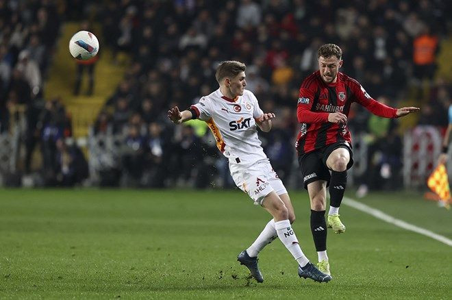 Rıdvan Dilmen, Galatasaray için tehlikeyi açıkladı: En kritik yerde bir anda yakalanabilirsiniz! - Sayfa 3