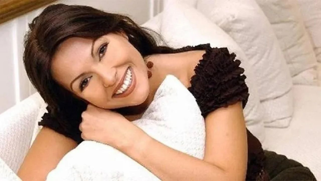 Ezgi Mola'nın zamana meydan okuyan güzelliği: 25 Yıl önceki haliyle gündem yarattı... - Sayfa 5